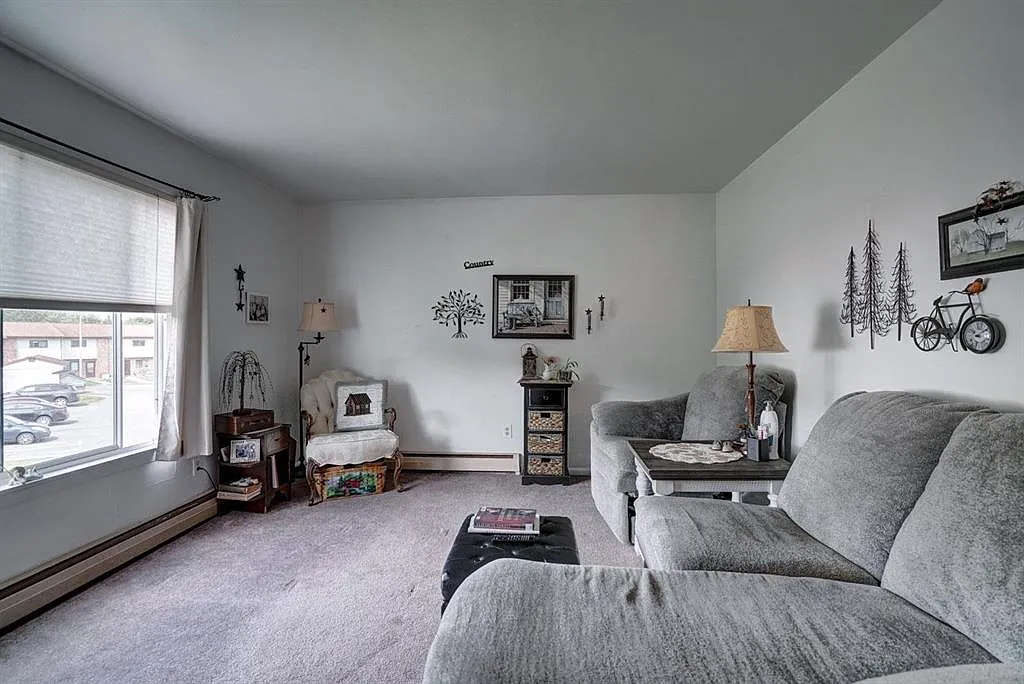 375 River Street - 8 — Photo 3
