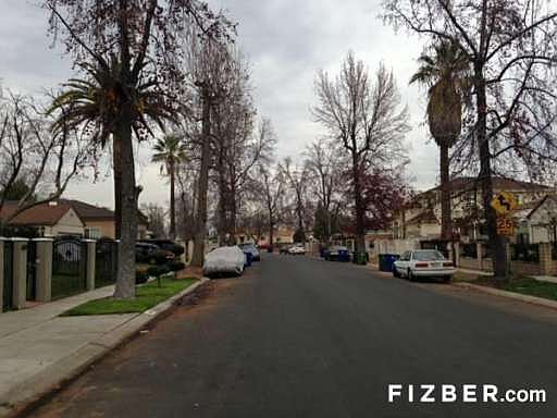 3rd image of 6621 Bellaire Ave