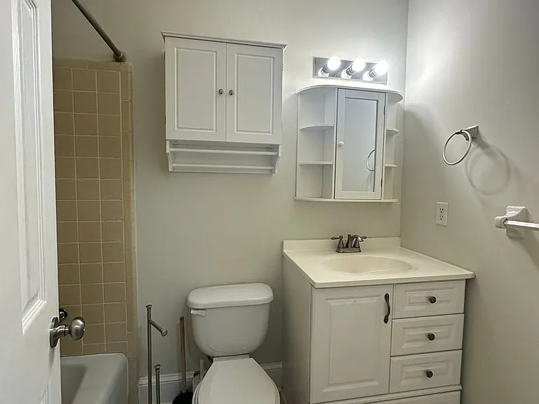 51 Lawanna Dr — Photo 22