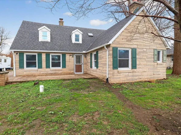 20391 Roosevelt Rd, South Bend, IN 46614