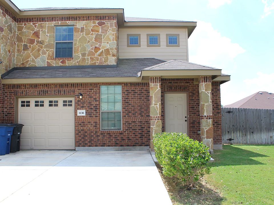 1st image of 1136 Brown Rock Dr