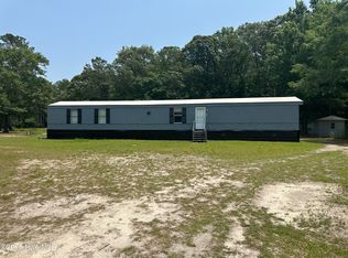 8820 Johns Mill Rd, Maxton, NC 28364