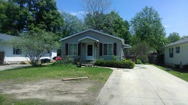 1st image of 915 Gill Ave