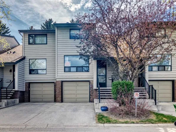 3302 E 50th St NW #10, Calgary, AB T3A 2C6