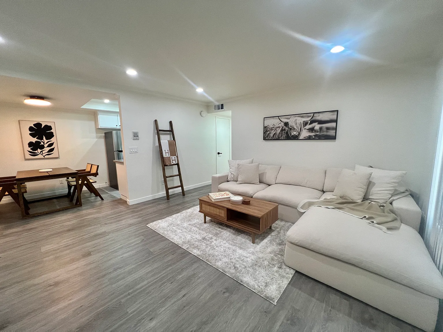 2 bed, 800 sqft, $2,800 — Photo 4