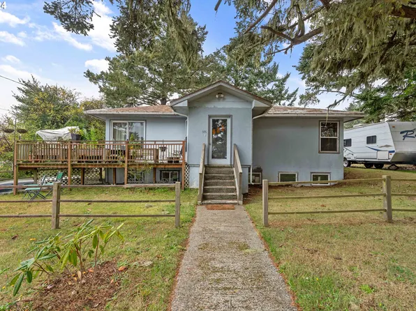 576 Pacific Ave, Coos Bay, OR 97420