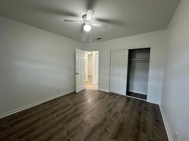 2640 NE 8th Ave — Photo 23