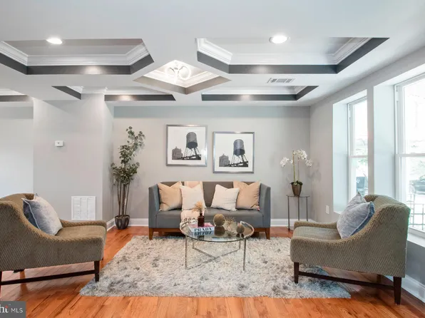 5587 Kennison Ave, Baltimore, MD 21215