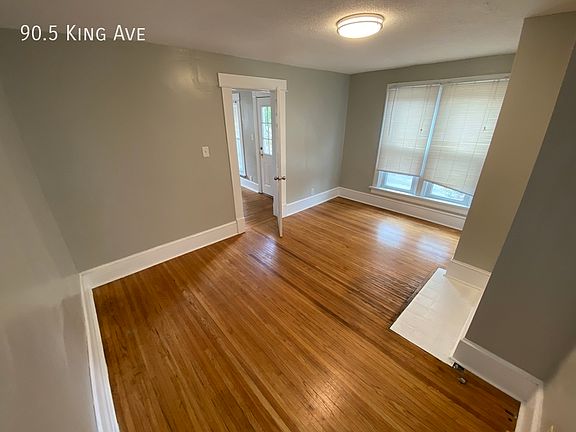 3rd image of 90.5 King Ave