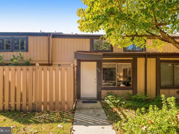 3154 Babashaw Ct, Fairfax, VA 22031