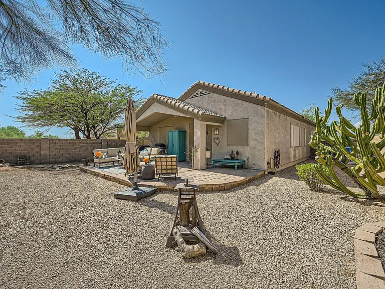 5069 E Lucia Dr — Photo 12