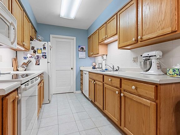 2nd image of 5548 Spring Brook Rd #5548