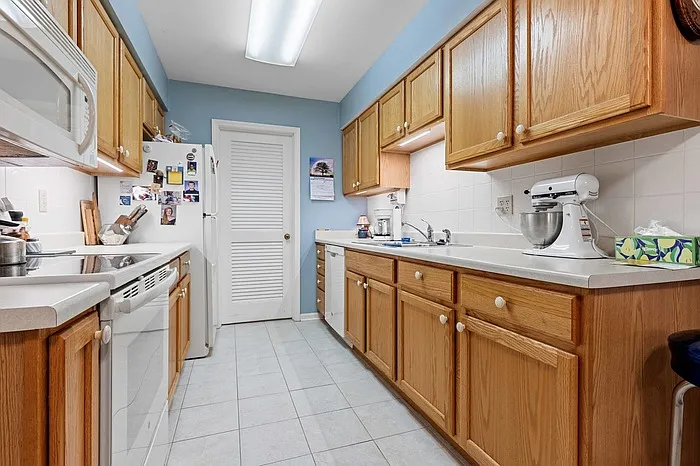 5548 Spring Brook Rd #5548 — Photo 2