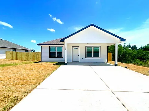 350 Road 5105 Photo 1
