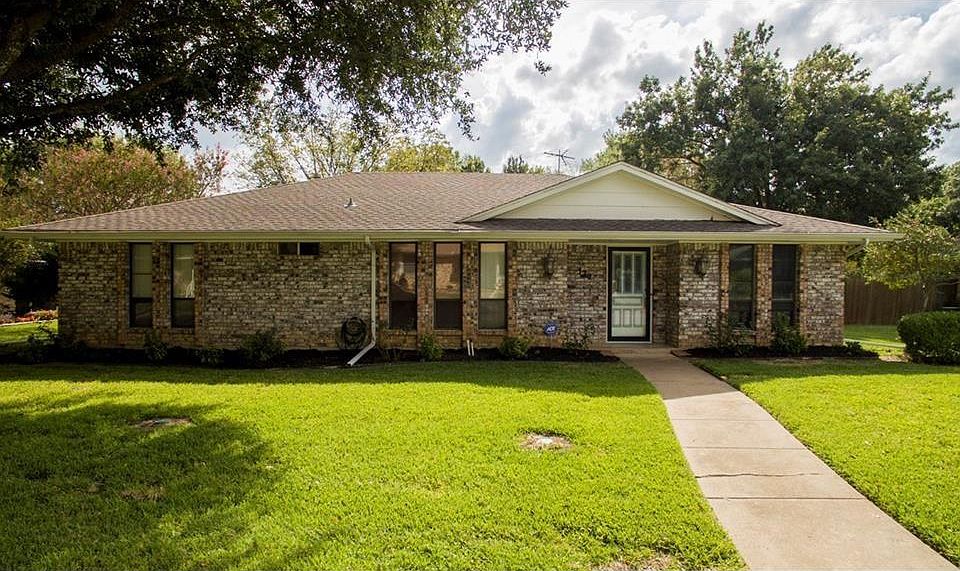 1st image of 322 Lisa Ln