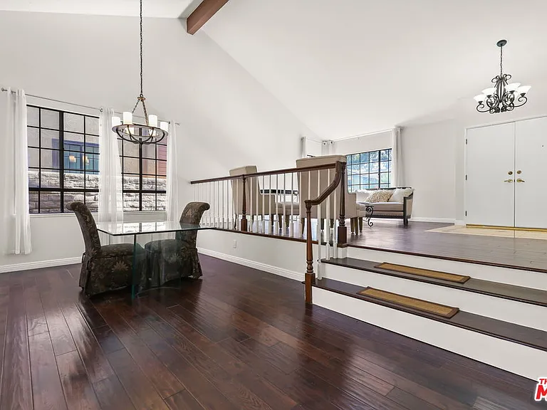 6501 Bradley Pl — Photo 8