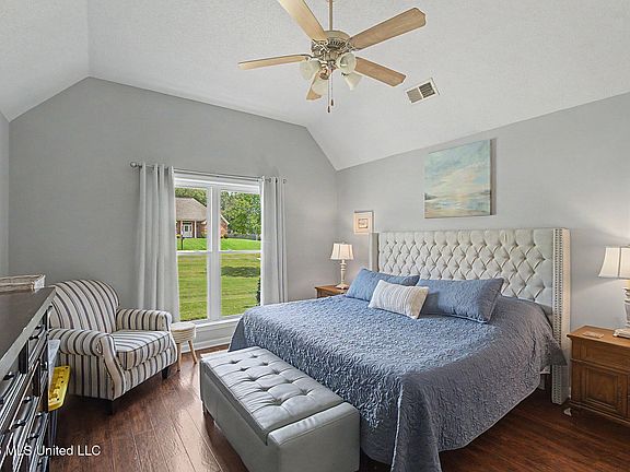 4th image of 5729 Marlin Pl