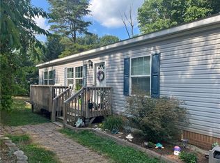 8146 Brooks Lake Rd, Browns Summit, NC 27214