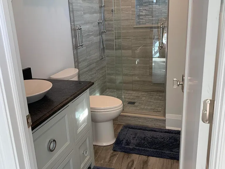 117 Sylvania Ave — Photo 28