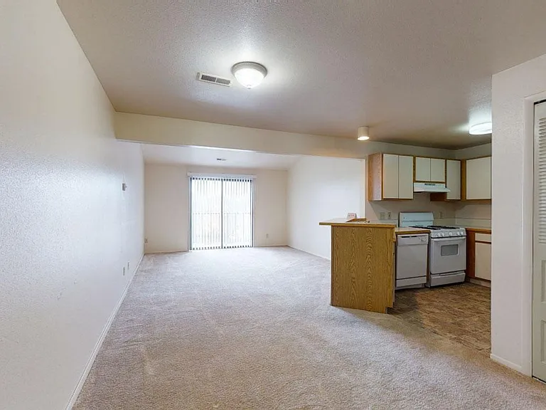 Trappers Cove Apartments — Photo 75
