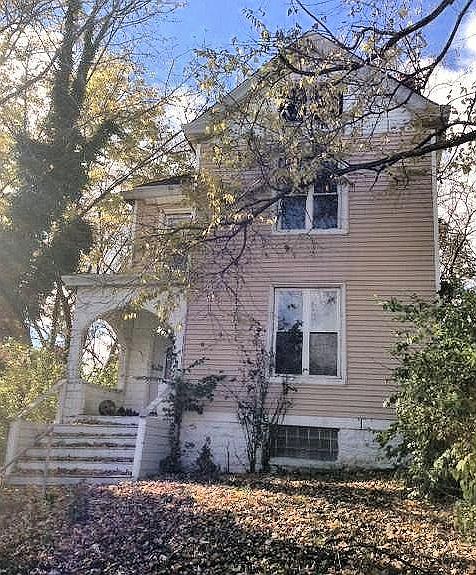 1st image of 5011 Forest Ave