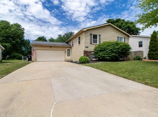 1312 Hanson Dr, Normal, IL 61761
