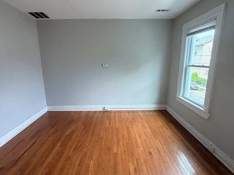 198 Wolcott St #2 — Photo 5