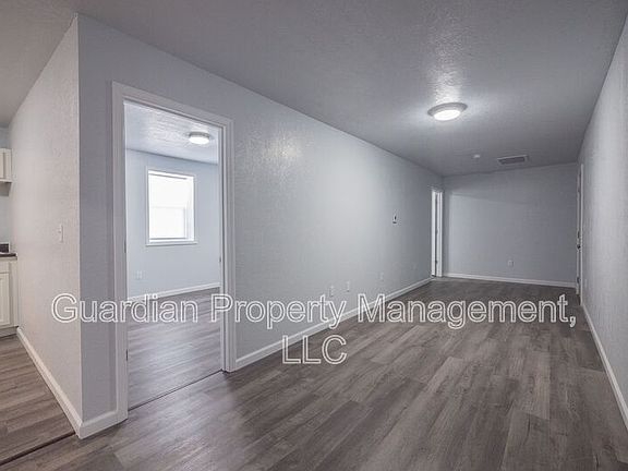 5th image of 123.5 N Main St Unit 2