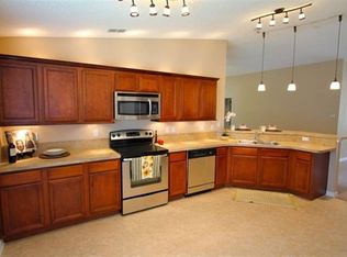 1920 Valley Crossing Dr, Jacksonville, FL 32210