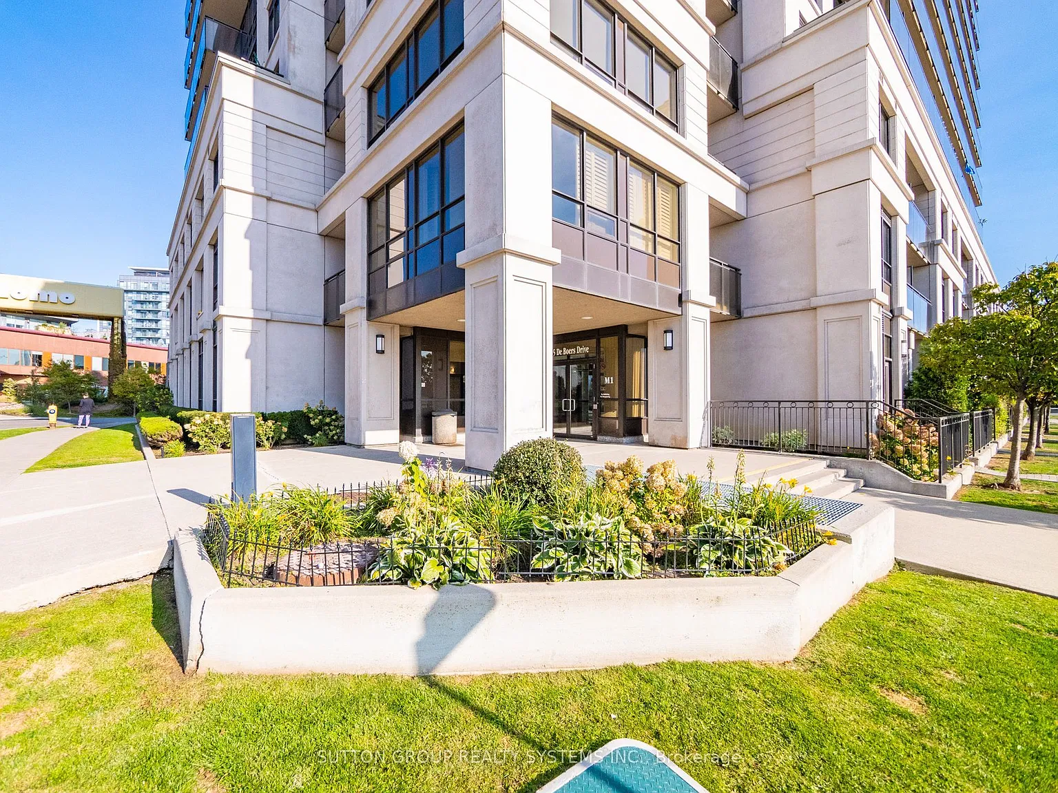 2 bed, $2,450 — Photo 3