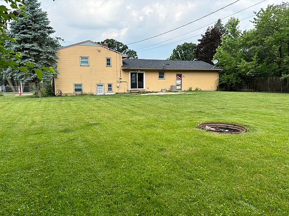 Back of home/Fenced in backyard