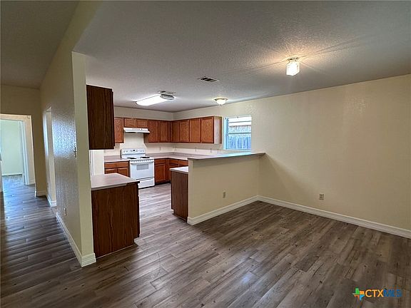 5th image of 1907 Liberty Hill Dr