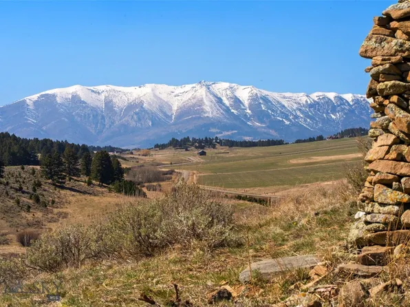 2368 Jackson Creek Rd, Bozeman, MT 59715