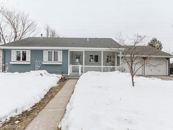 3rd image of 323 Cedar Ln