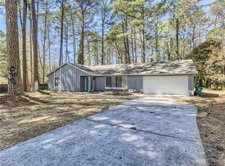 989 S Deshon Rd, Lithonia, GA 30058
