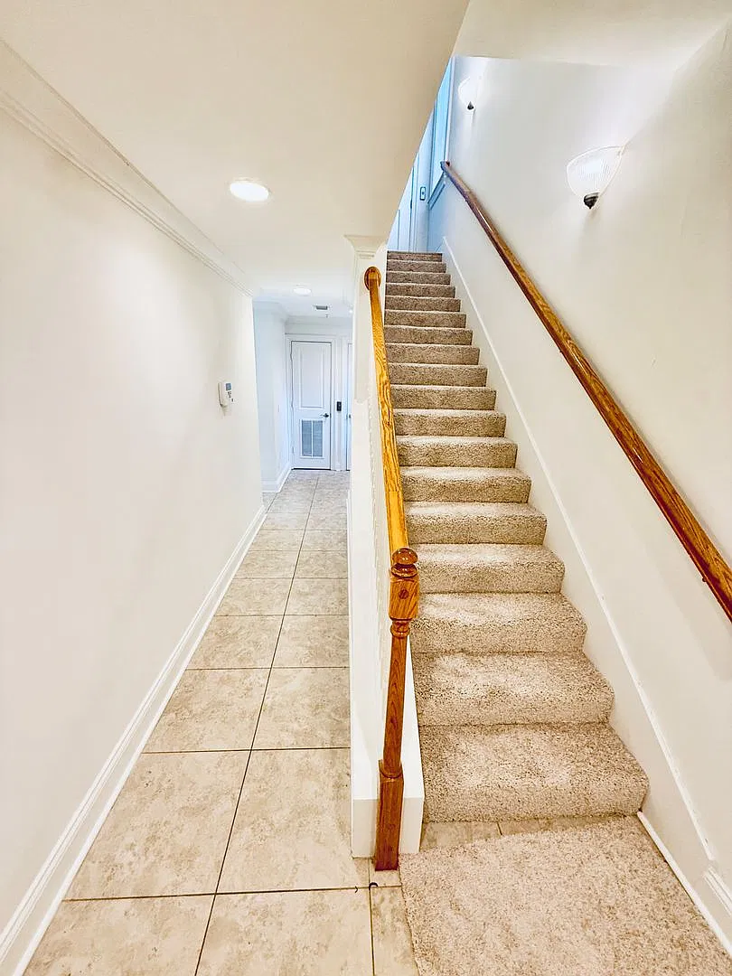Beautiful 3 Bd/3.5ba Townhouse In Palm Bay — Photo 4