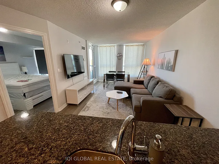 80 Esther Lorrie Dr #1022 — Photo 8