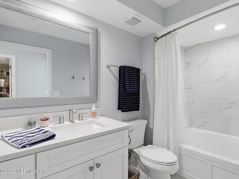 400 E Bay St #1706 — Photo 29