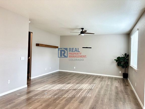 4th image of 2051 Rosette Ln