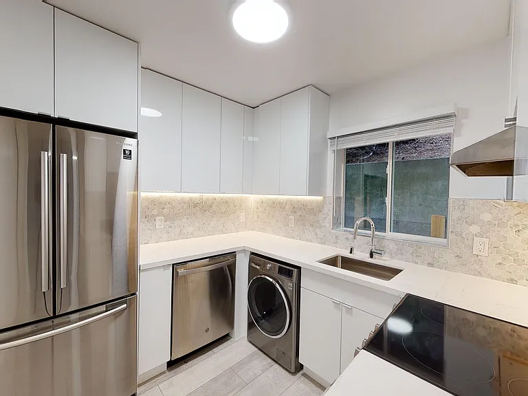 1771 Highland Place — Photo 8