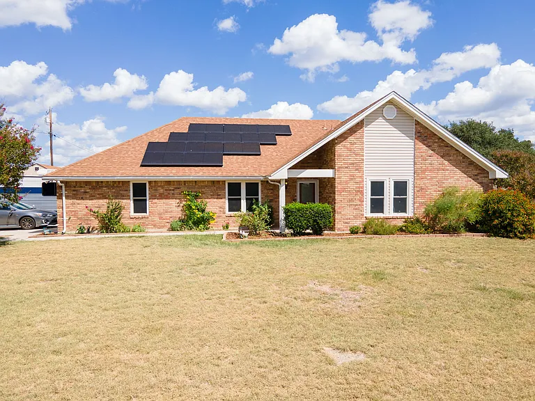 122 County Road 4936 — Photo 1