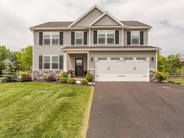 903 Dantry Ct, Waterville, OH 43566
