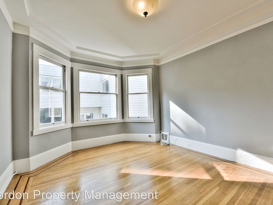 1st image of 2755 Baker St