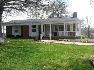 305 Hermitage Dr, Greeneville, TN 37745