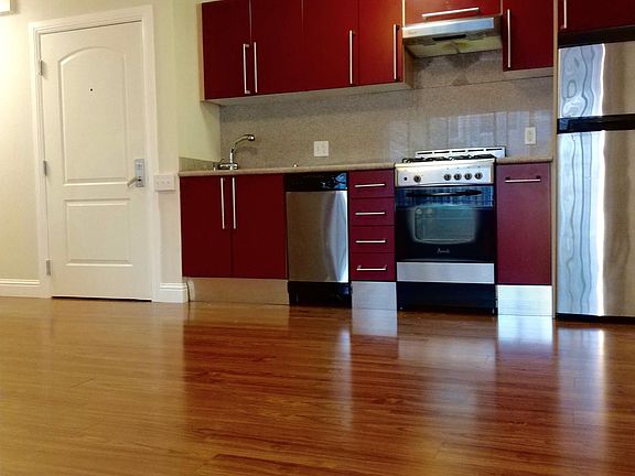 2nd image of 168 Hyde St APT 208