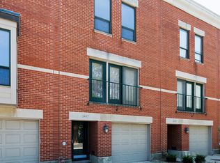 1447 W Harrison St, Chicago, IL 60607