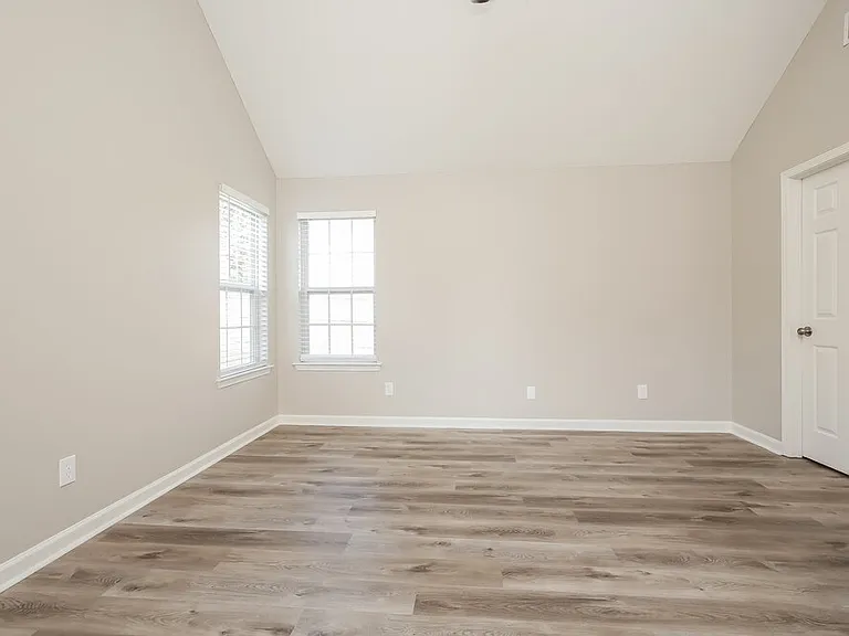 805 Stone Flower Ct — Photo 10