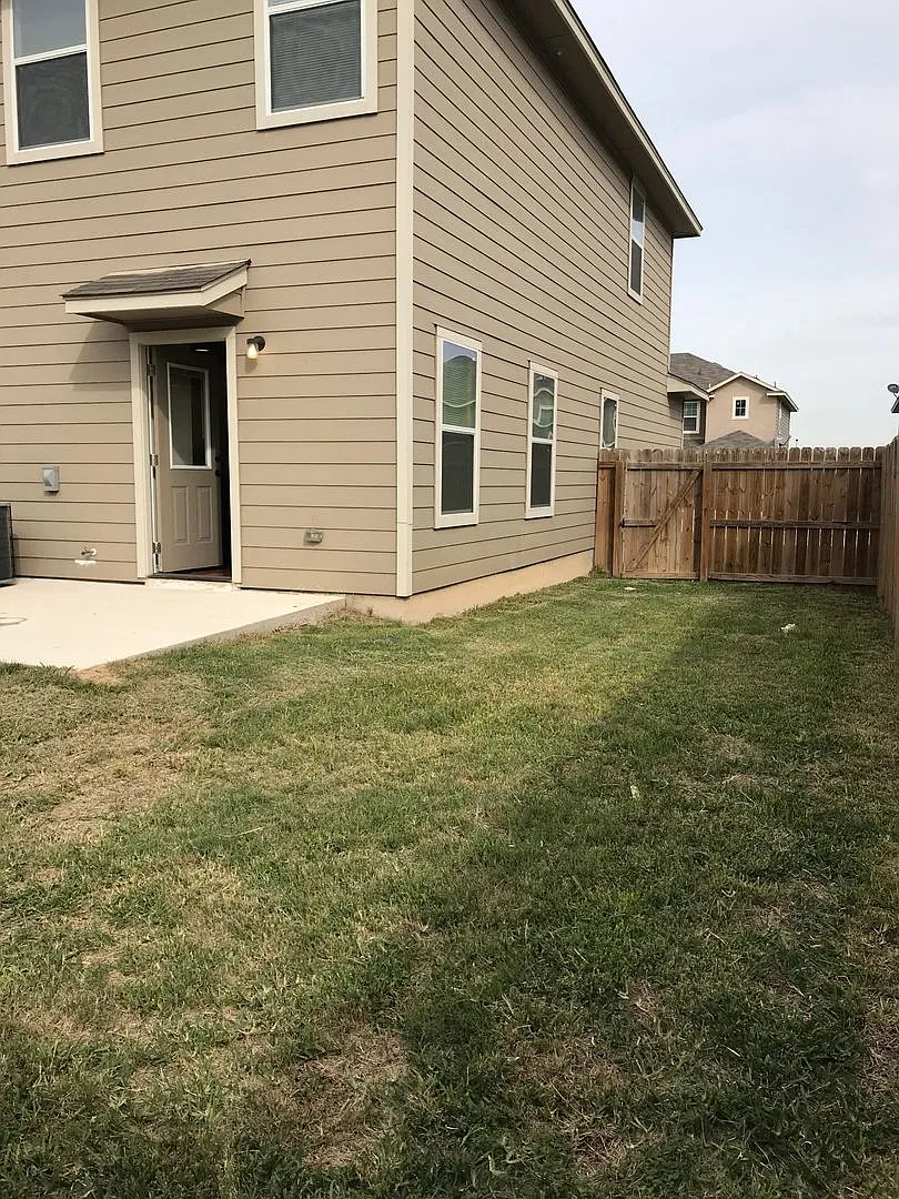 Town home for rent — Photo 3