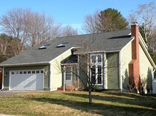 86 Deering Run Dr, Portland, ME 04103