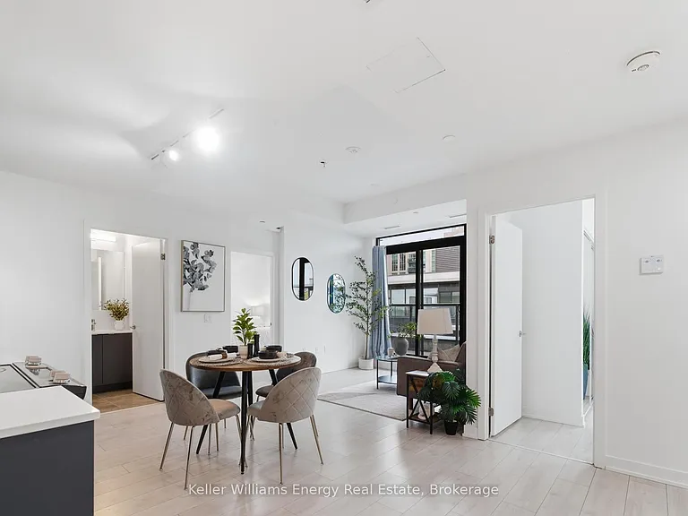 1614 Charles St #522 — Photo 2